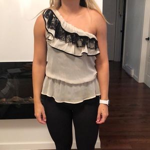 One shoulder blose